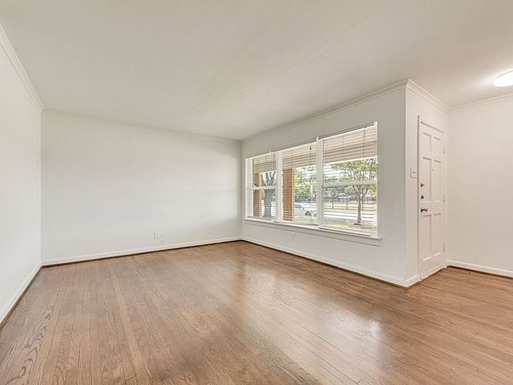 5th image of 9506 Mercer Dr