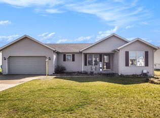 57824 Arbor Dale Ct, Elkhart, IN 46517