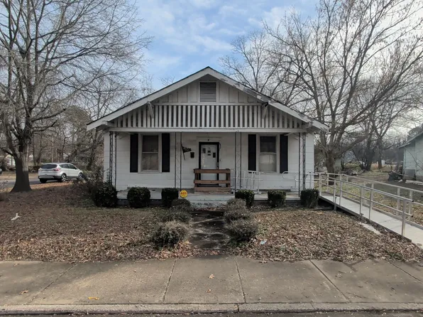 812 Central Ave, Humboldt, TN 38343