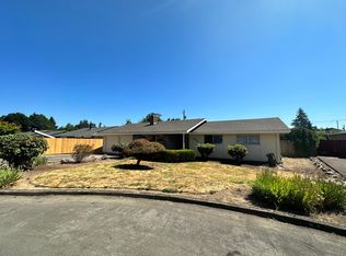 8011 NW Greenbriar Dr, Vancouver, WA 98665