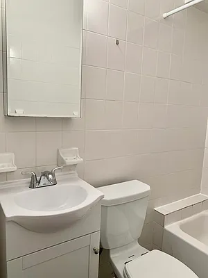 Rented by Chapoteau Real Estate Inc. | media 18