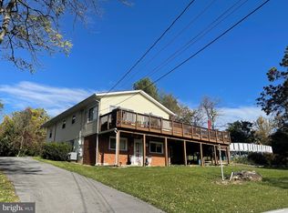 59 Parnassus Rd, Linden, VA 22642