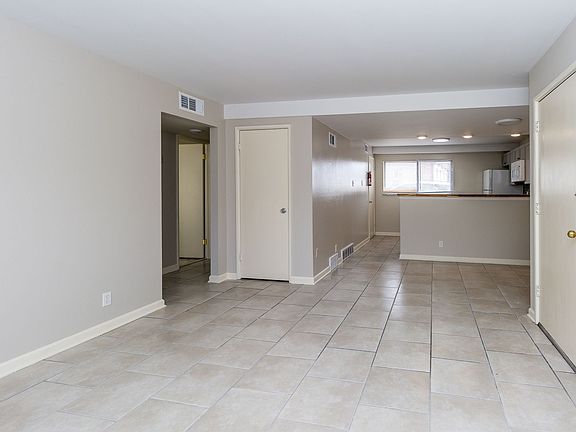 3rd image of 1728 E Broadway