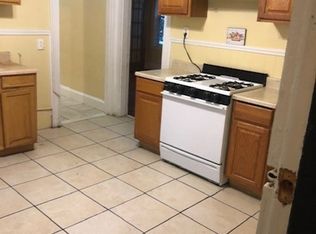 555 Ashmont St APT 1, Dorchester, MA 02122