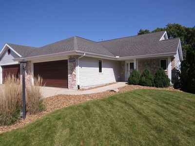 225 East Haven DRIVE #B, Watertown, WI, 53094