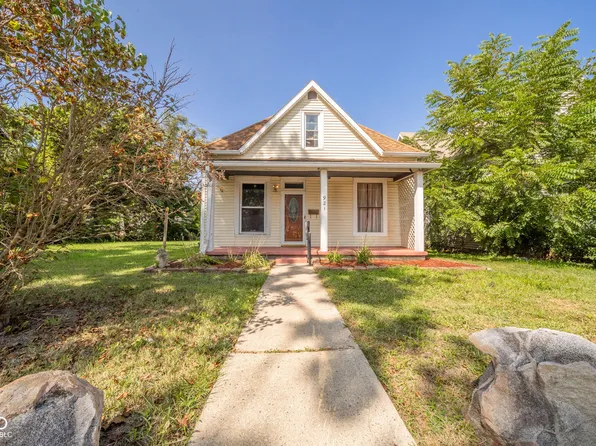 921 S 15th St, New Castle, IN 47362