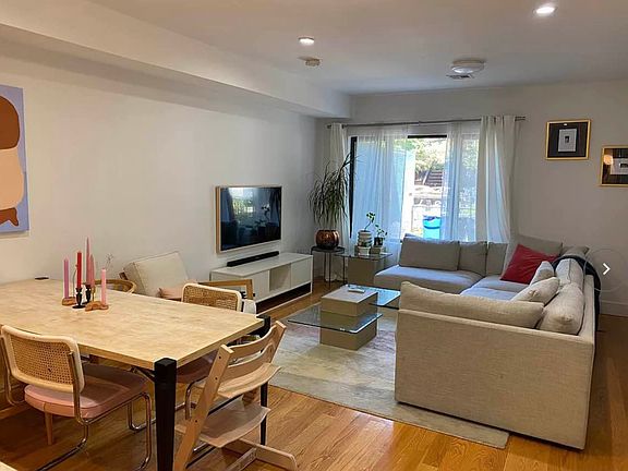 2nd image of 926 Lafayette Ave #1GR