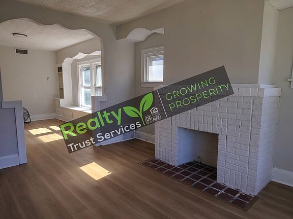 5th image of 3573 W 120th St