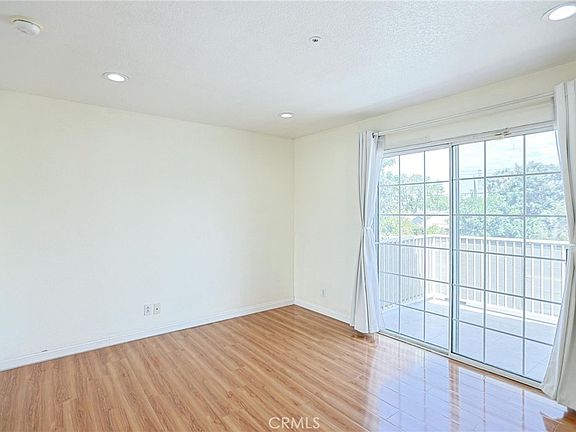 5th image of 1708 S Angel Ct