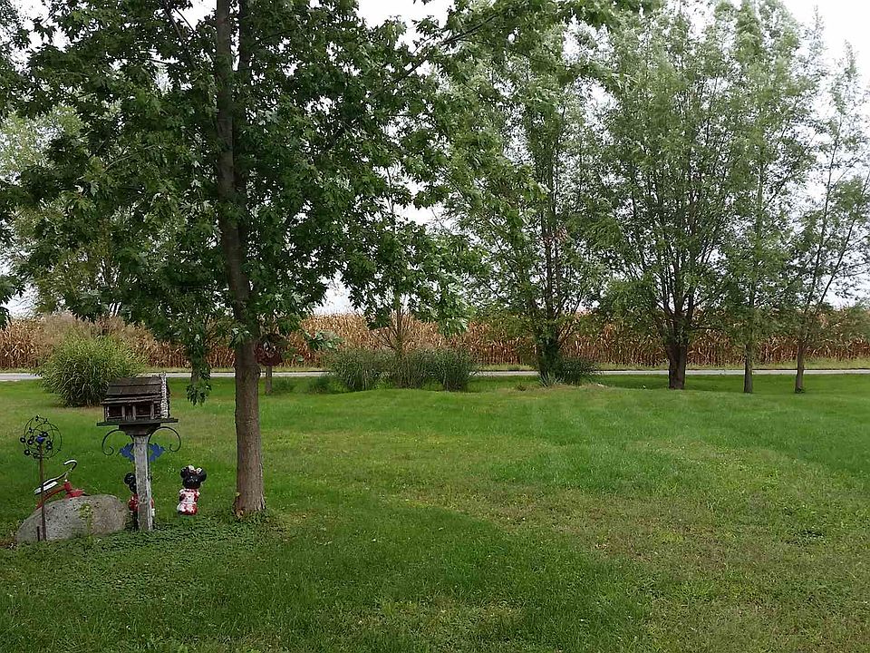 2nd image of 1633 W County Road 300 N
