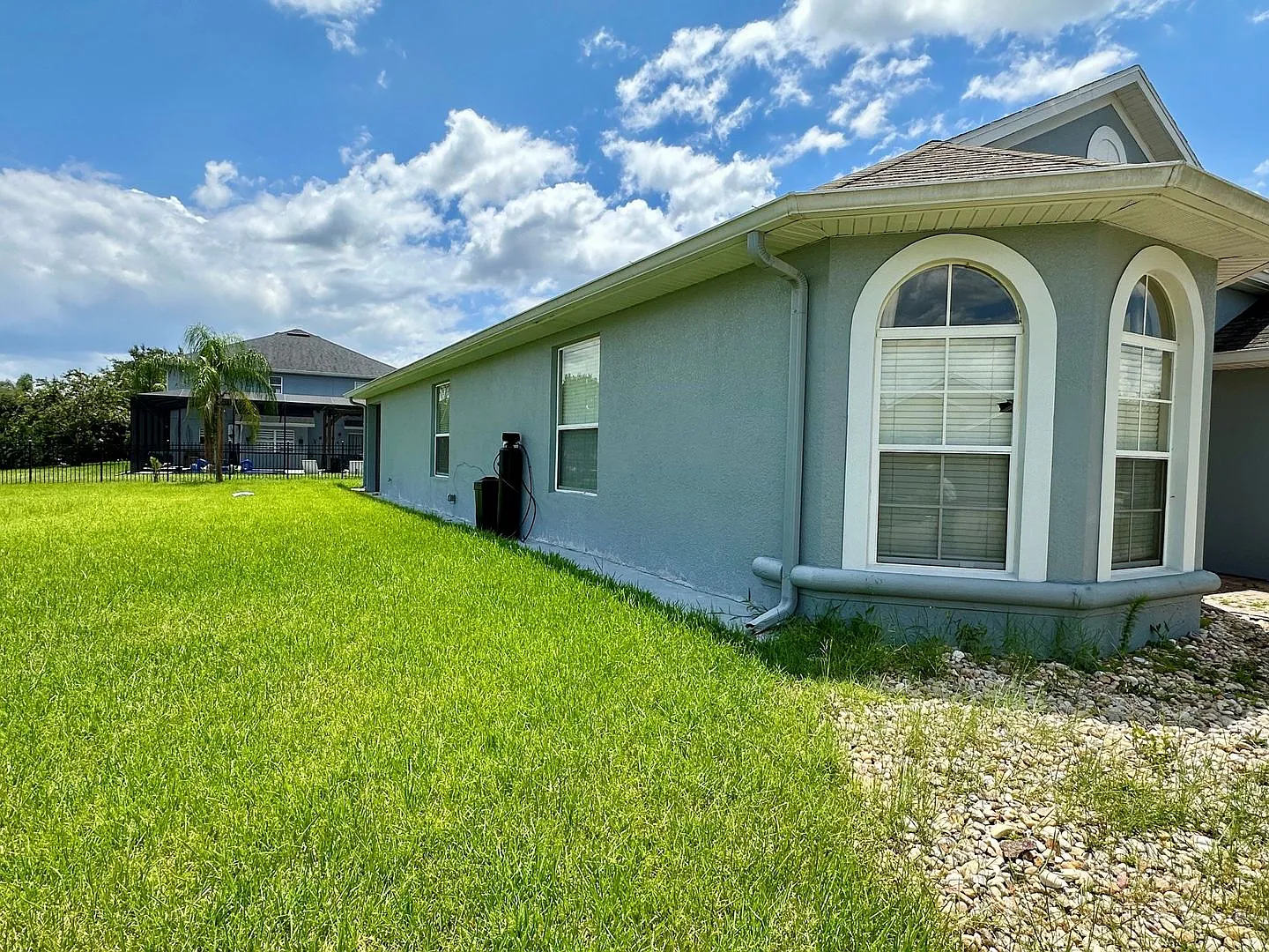 4/2 in Wyndham Lakes! Available NOW! — Photo 3