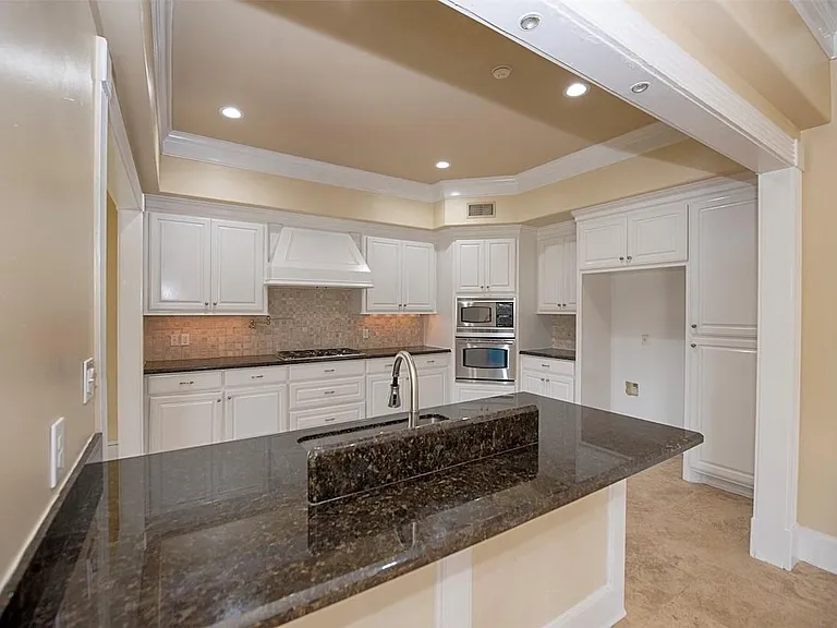 2293 E Bayshore Dr — Photo 14