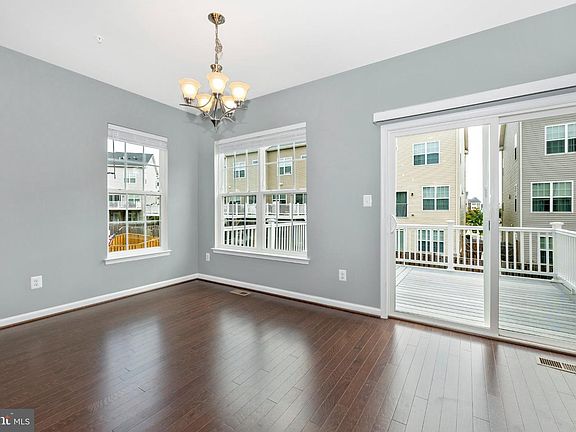 4th image of 5961 Whelan Ln