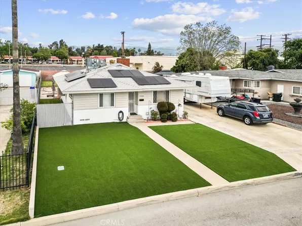 17544 Vine St, Fontana, CA 92335