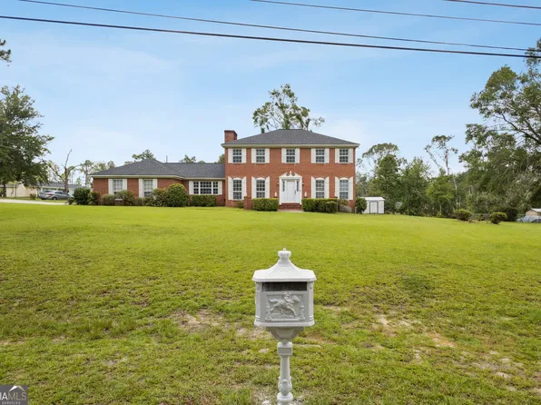 1900 Williams Ct, Vidalia, GA 30474