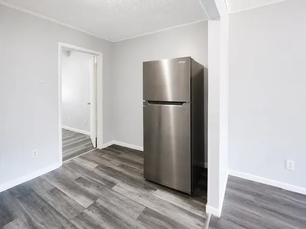 1068 Wooddale Church Rd APT 202, Strawberry Plains, TN 37871