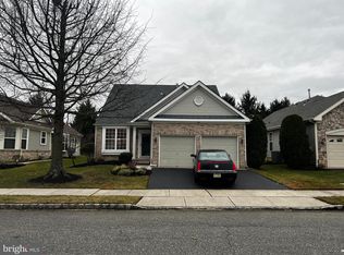 120 Stonehaven Ln, Hainesport, NJ 08036