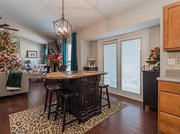 4th image of 114 W Park Cir