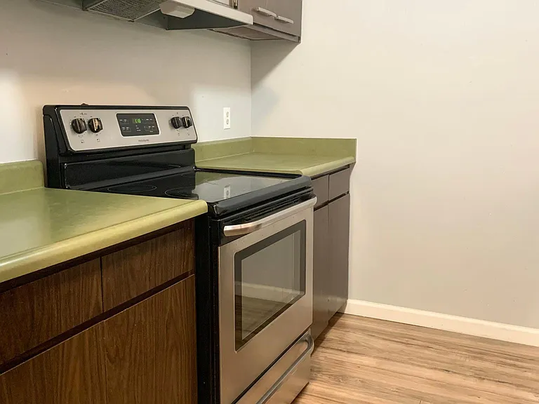 2700 Plumas St #106 — Photo 5
