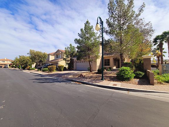 2nd image of 4241 Saxton Green Ave