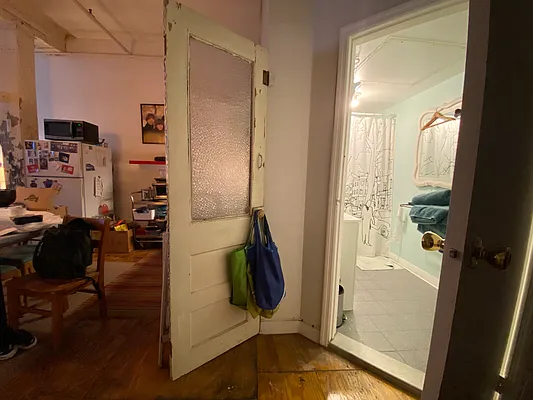 Rented by Nooklyn NYC LLC | media 13