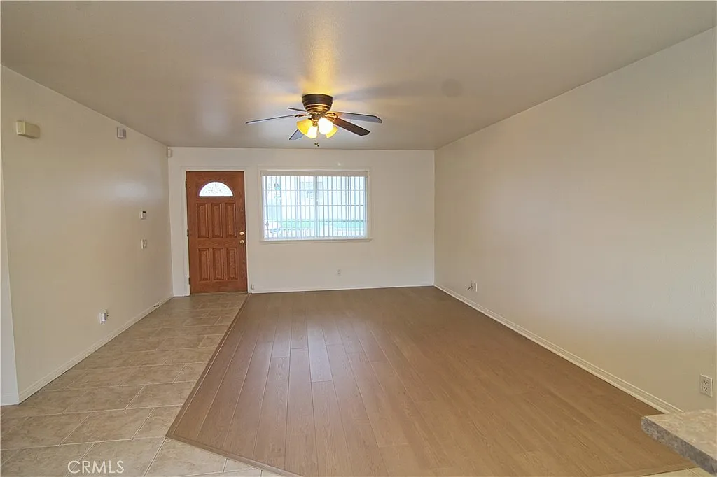 2 bed, 1085 sqft, $2,100 — Photo 3