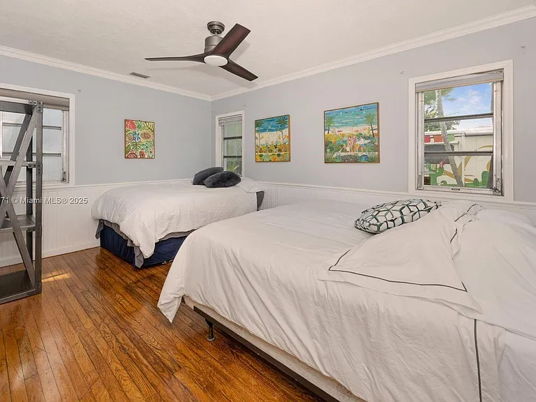 1701 Fletcher St — Photo 16