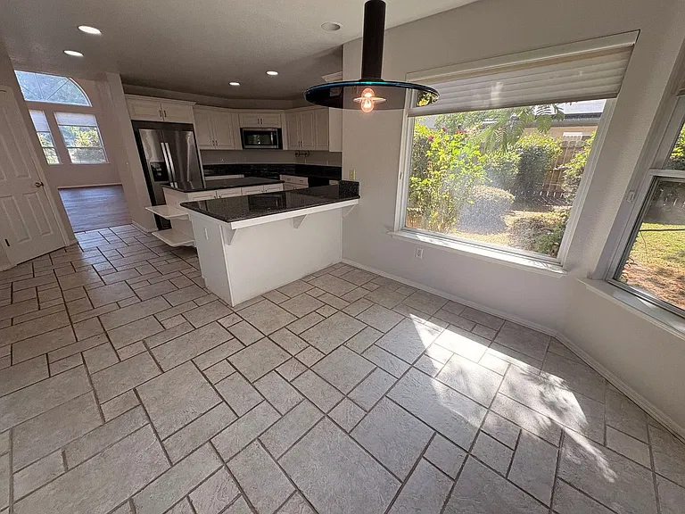 5120 W Vine Ct — Photo 3