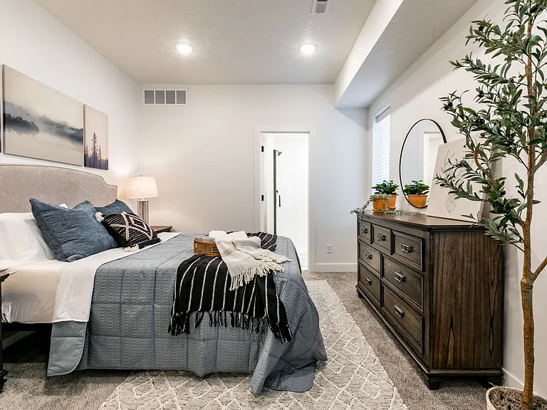 Central Heights Townhomes — Photo 52