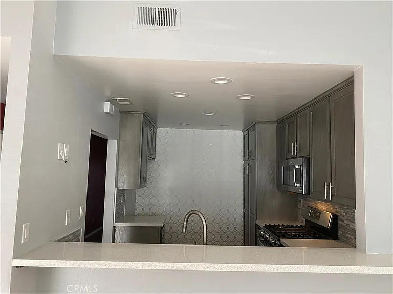 855 Tangerine St — Photo 5