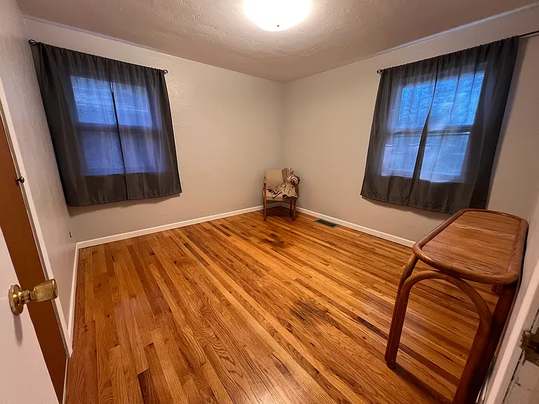 206 N Quincy St — Photo 15