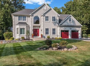 54 Greenwich Ave, Central Valley, NY 10917