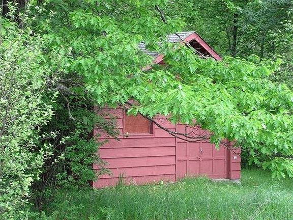 3rd image of 1066 S Gunlock Lake Ln #S