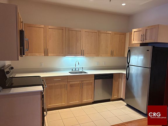 3rd image of 407 Washington St Unit 503