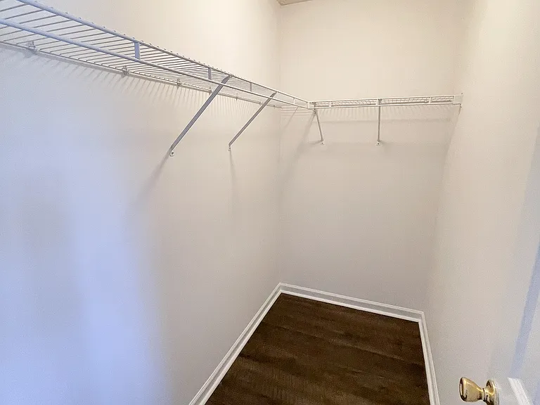 201 Yellow Hawthorn Cir — Photo 16