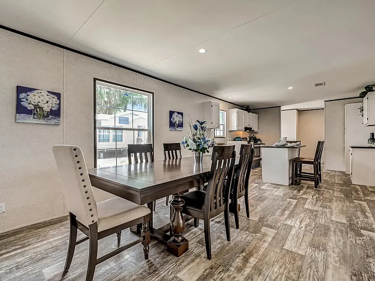 2130 SE 25th Dr — Photo 9