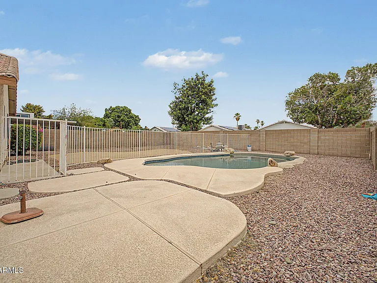 19003 N 12th Dr — Photo 28