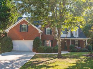2005 Forsyth Park Ln, Hoschton, GA 30548