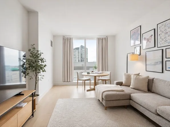 1 Franklin St #1602, Boston, MA 02110