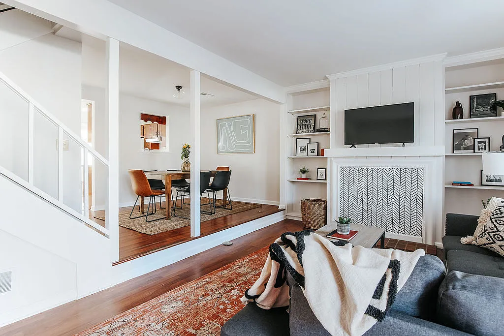 3 bed, 1.5 bath, 1340 sqft, $3,150 — Photo 3