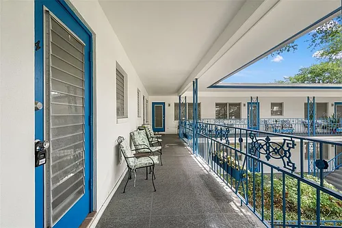 800 Beach Dr NE #10 Photo 1 800 Beach Dr NE #10 Photo 1