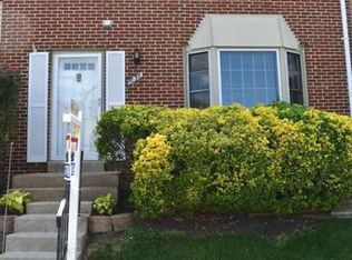 1030 Temple Ct, Sterling, VA 20164
