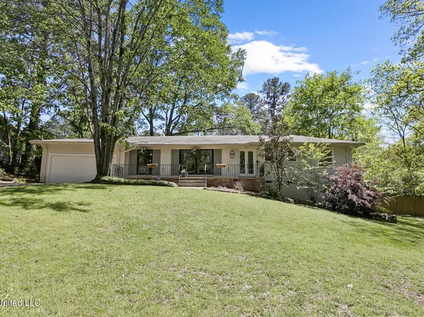 217 Chippewa Cir, Jackson, MS 39211