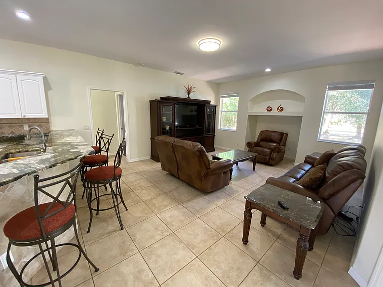5540 Allamanda Ave — Photo 10