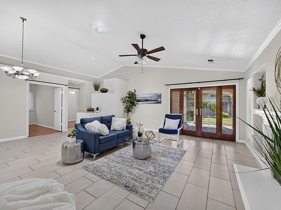 5th image of 8410 Patmon Dr