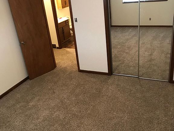 Master Bedroom - Closet 1