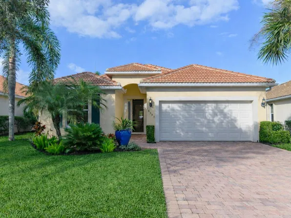 8595 Palermo Ct, Naples, FL 34114