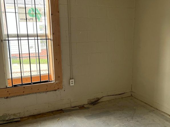 jackson-mississippi-440881252 picture