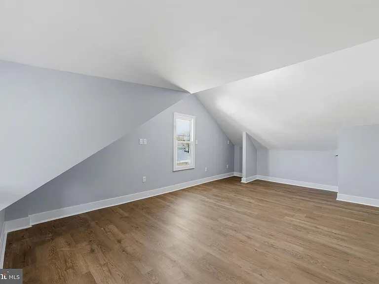 1424 Hamilton Ave — Photo 13