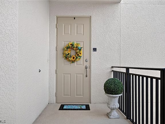 5th image of 14380 Riva Del Lago Dr APT 501